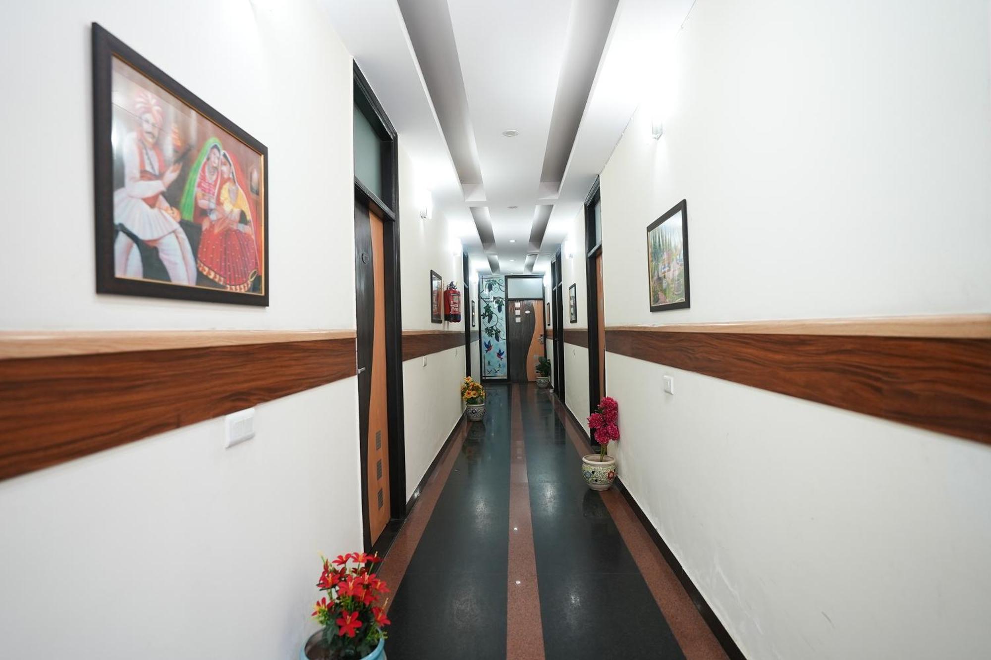Kabul Hotel Medanta Hospital, Gurugram Gurgaon Exterior foto