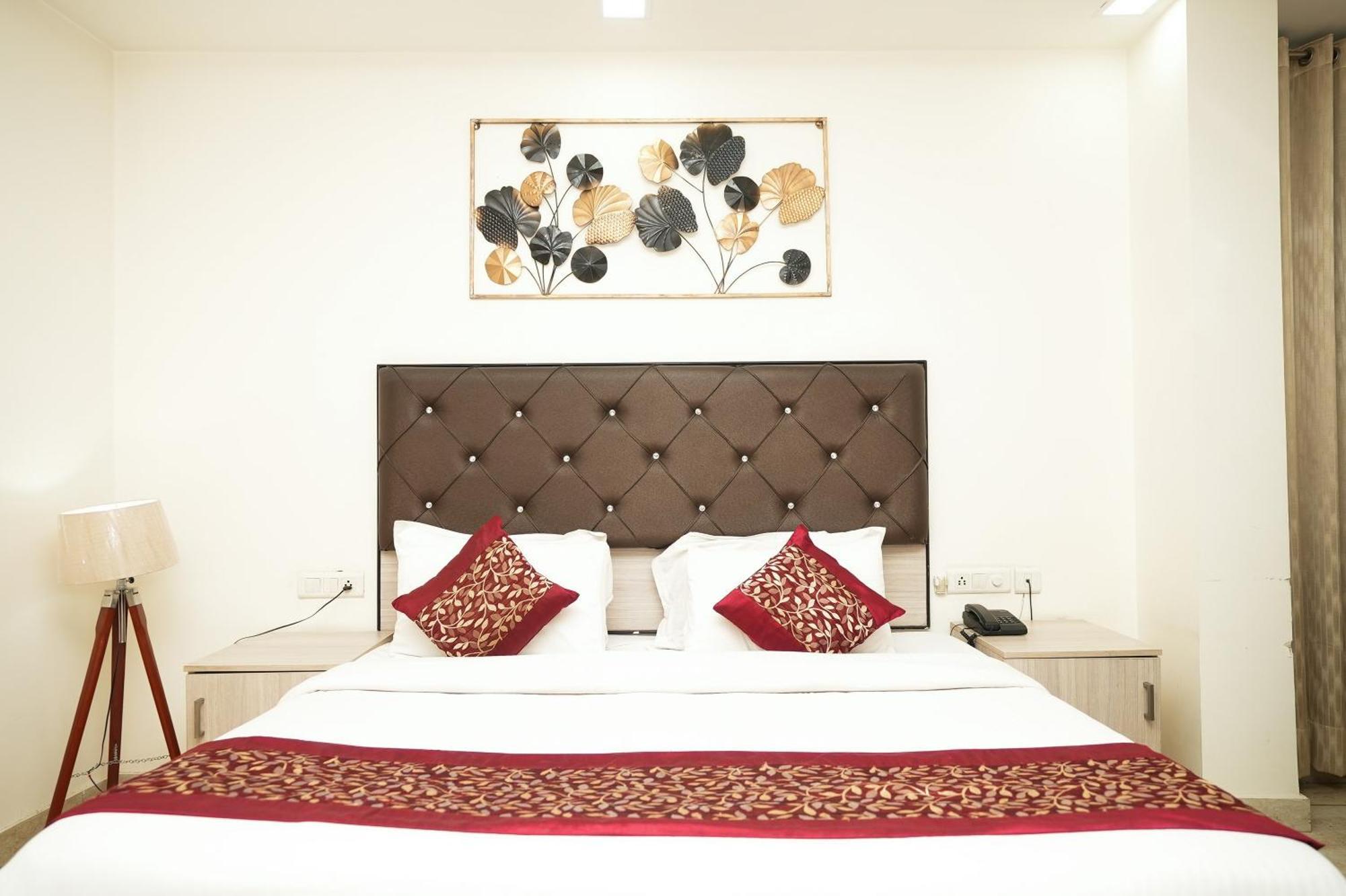 Kabul Hotel Medanta Hospital, Gurugram Gurgaon Exterior foto